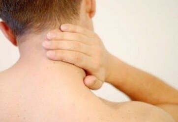 El tratamiento del dolor de la osteocondrosis se elimina con el bloqueo de novocaína