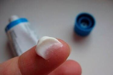 Ungüentos para el tratamiento de la osteocondrosis cervical